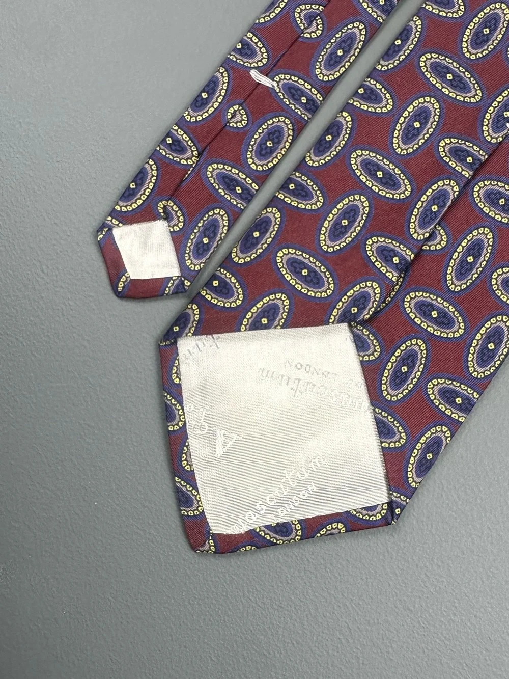 New Aquascutum London Silk Medallion Tie Burgundy Navy Gold Made in England